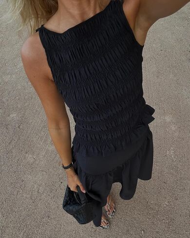 Women Y2K Shirred Tank Top Smocked Ruffle Sleeveless Crop Top Cute Slim Fit Top Shirt Vacation Going Out in Saudi Arabia