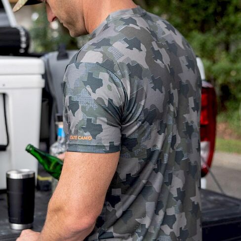 Mens Texas Camo Short Sleeve Shirt - Moisture Wicking in Saudi Arabia