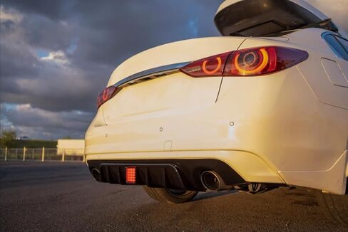 Ikon Motorsports ، Diffuser الخلفي متوافق مع 2018-2024 Infiniti Q50 ، أسود غير لامع PP الإضافات الإضافية الناشفة الخلفية المفسد المفسد المفسد مع ضوء الفرامل ، 2019 2020 2021 in Kuwait