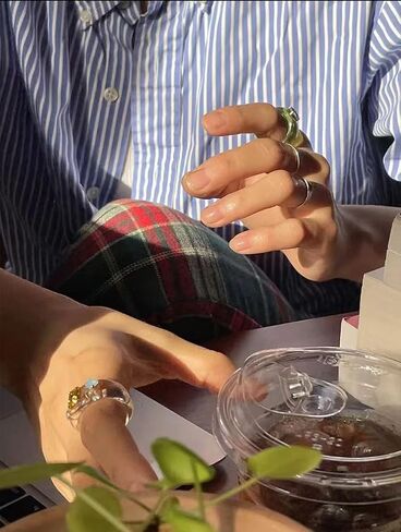 2Pcs Resin Rings with Colorful Gemstone, Colorful Gemstone Acrylic Rings Vintage Trendy Stackable Chunky Ring for Women in Saudi Arabia