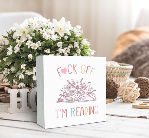 SRADMO I'm Reading Minimalist Floral Book Wood Box Sign Desk Decor, Inspirational Reading Wooden Block Box Sign Decoration For Home Reading Room Library Shelf Table Decor in Saudi Arabia