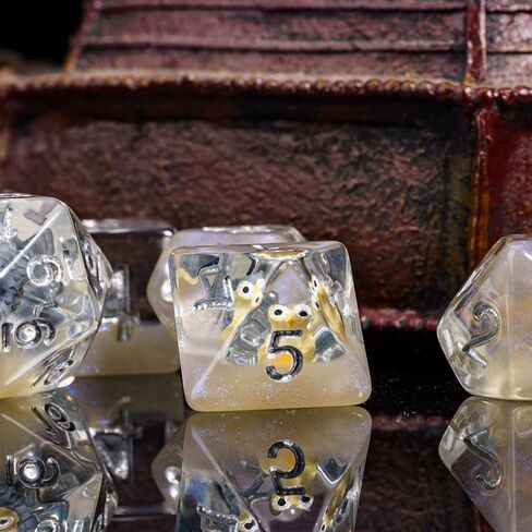 Cusdie 8-Die Dice DND, Polyhedral Dice Set Filled with Animal, for Role Playing Game Dungeons and Dragons D&D Dice MTG Pathfinder (8Pcs Yellow Chicken) in Kuwait
