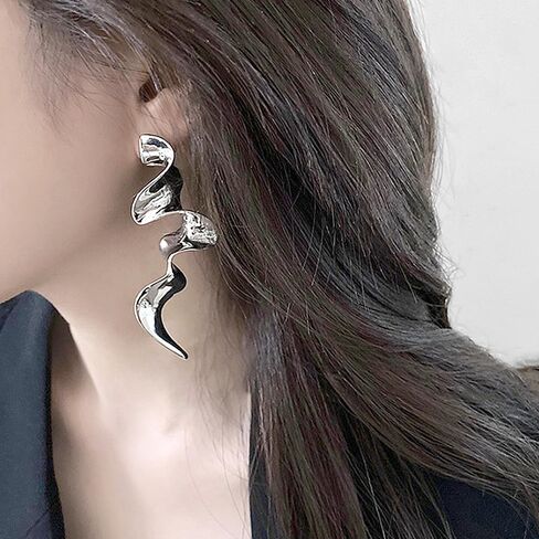 Fashion Gold Irregular Geometric Drop Dangle Earrings for Women Boho Silver Long Statement Earrings Abstract Earrings Jewelry Gift in Saudi Arabia