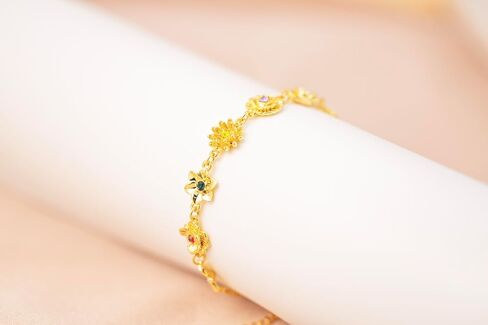 Personalized Birthstone Bracelet for Women – Dainty Custom Birth Flower Jewelry – Elegant Gift with Birthstone Choice – Thoughtful Keepsake for Special Occasions in Saudi Arabia