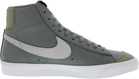 Nike Blazer Mid 77 Vintage Unisex Shoes in Saudi Arabia