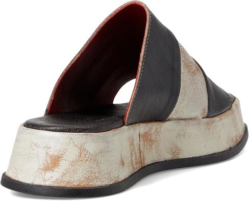 Bed|Stu Women's Vext Flat Sandal in Saudi Arabia
