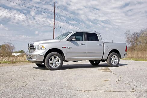 Rough Country 1.5-2" Leveling Kit for 2002-2005 Ram 1500 4WD - 3592 in Saudi Arabia