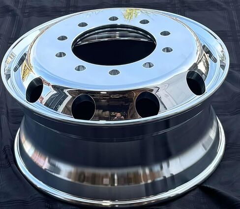 ALUMINUM WHEELS 22.5 X 9.00 HUB PILOTED 10 Holes x 285.75 PCD dually wheels, Hight polished For all Position, Tire size: 315/80r22.5 in Saudi Arabia