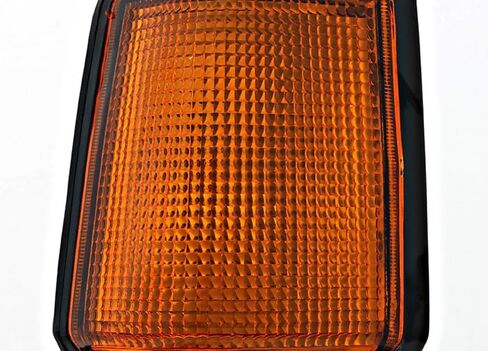 لمصابيح Nissan D21 Tail Lights Set 1986 1987 1988 1989 1990 1991 1992 1993 1994 Driver and Passenger Side in Saudi Arabia