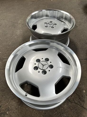 جديد 18 بوصة متداخلة AMG Monoblock Wheel (مجموعة من 4) ، PCD 5x112 ، الإزاحة الأمامية 25 الإزاحة الخلفية 25 ، اللون - الفضة (الأمامية 18x8J الخلفية 18x9J) in Saudi Arabia