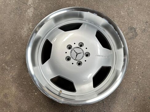جديد 18 بوصة متداخلة AMG Monoblock Wheel (مجموعة من 4) ، PCD 5x112 ، الإزاحة الأمامية 25 الإزاحة الخلفية 25 ، اللون - الفضة (الأمامية 18x8J الخلفية 18x9J) in Saudi Arabia