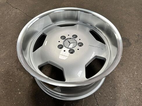جديد 18 بوصة متداخلة AMG Monoblock Wheel (مجموعة من 4) ، PCD 5x112 ، الإزاحة الأمامية 25 الإزاحة الخلفية 25 ، اللون - الفضة (الأمامية 18x8J الخلفية 18x9J) in Saudi Arabia
