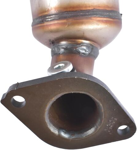 Front Catalytic Converter Replacement for Hyundai Santa Fe 2010-2012 Kia Sorento 2011-2013 2.4L 28510-2G375 674-129 in Saudi Arabia