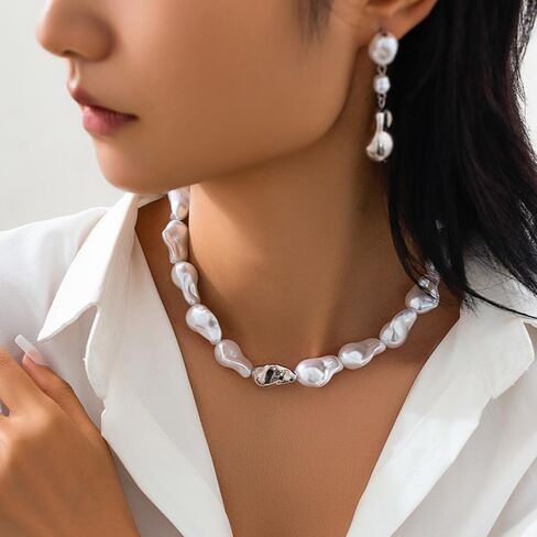 Baroque Pearl Jewelry Set for Women Chunky Pearl Choker Necklaces Earrings bracelets Set Statement Wedding Jewelry for Bride Bridesmaid in Saudi Arabia