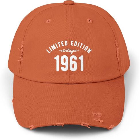 Limited Edition Vintage 1961 Baseball Cap - Retro Congended Hat للرجال والنساء ، هدية عيد ميلاد قابلة للتعديل ، كلاسيكية عتيقة in Kuwait