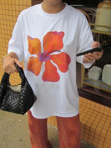 Oversized Graphic Shirt for Teens Girl Women Y2K Short Sleeve Floral Baggy Tops Preppy Vintage Aesthetic Loose Tee in Saudi Arabia
