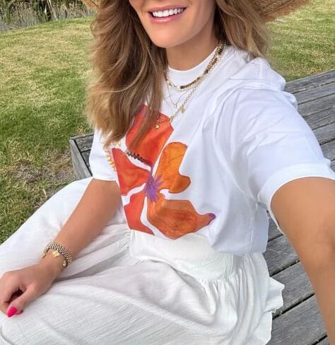 Oversized Graphic Shirt for Teens Girl Women Y2K Short Sleeve Floral Baggy Tops Preppy Vintage Aesthetic Loose Tee in Saudi Arabia
