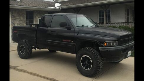Rough Country 2.5" Leveling Kit w/N3 Shocks for 1994-2001 Ram 1500 4WD - 362.20 in Saudi Arabia