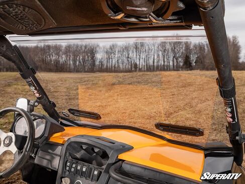 SuperATV Vented Full Windshield for a 2011-2020 Can-Am Commander | Adjustable Airflow Vents | 1/4" Polycarbonate Construction | Hard Coating for Durability | Includes Pre-installed Bulb Seal in Saudi Arabia