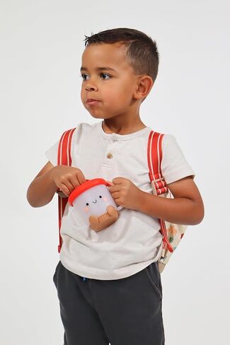 Itzy Ritzy Toddler Snack Cup - Spill-Proof Snack Cup for Toddlers with Soft Silicone Lid for Easy Food Access - Easy-To-Hold Kids Snack Container With Handles - Ideal for 12 months & Up (Strawberry) in Kuwait