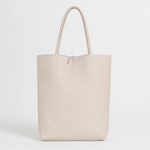 Genuine Leather Made in Italy Handbag for Daily Use with a strap and a small internal pocket. in Saudi Arabia