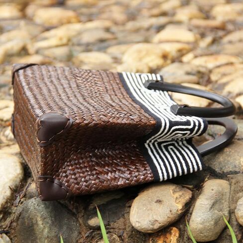 Straw Bag, Beach Bag for Women, Handmade Rattan Handbag, Boho Retro Woven Tote Bag Round Wooden Handle, Summer Bag for Beach Vacation Daily in Saudi Arabia