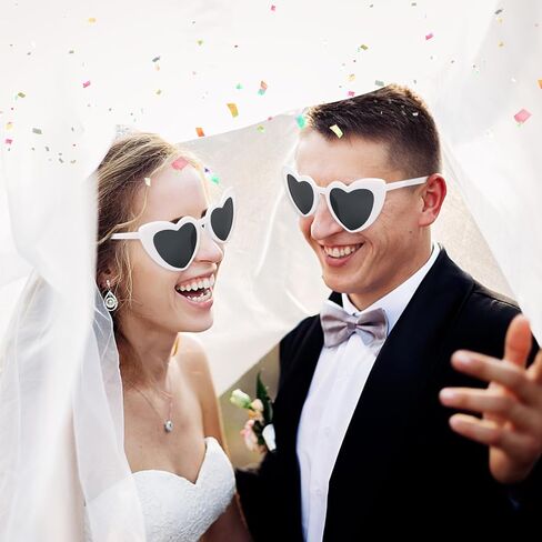 60 مجموعة من النظارات الشمسية على شكل قلب ، وفضل حفلات الزفاف ، والهدايا التذكارية وهدايا الاستقبال للضيوف in Kuwait