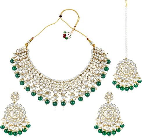 Aheli Silver مطلي بـ Kundan & Green Beads قلادة قلادة قلادة متدلية وأقراط Maangtikka مجموعة هدية للمجوهرات العرقية للنساء in Saudi Arabia