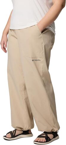 Columbia Womens Brea Falls Nylon Pants in Saudi Arabia