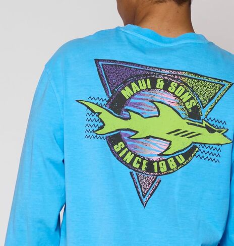 قمصان طويلة الأكمام للرجال والنساء | أنماط وألوان متعددة | تي شيرت مستوحاة من ثقافة تصفح كاليفورنيا in Kuwait