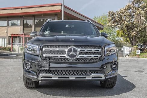 Extreme Online Store Replacement for 2019-Present Mercedes Benz GLB250 & GLB35 AMG | EOS Plate Version 1 Front Bumper Tow Hook License Relocator Mount Bracket Tow-551 (Mid Size) in Saudi Arabia