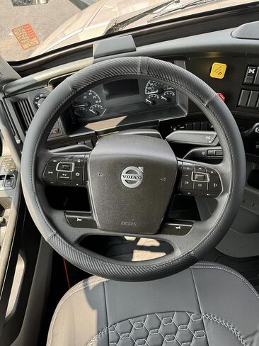 Steering Wheel Cover 18 INCH Size Faux Leather SEMI Truck in Kuwait