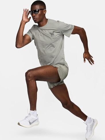 Nike Stride Running Division Men 13cm (تقريبًا) in Saudi Arabia
