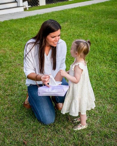 Bumco Diaper Clutch - مناديل محمولة موزع وضروريات السفر للأطفال ، حاوية مناديل قابلة لإعادة التعبئة ، محفظة كيس حفاضات in Kuwait