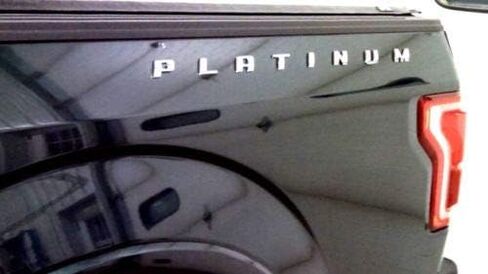 F-PS F150 ، F250 ، F350 Platinum Letters Side Bed Sidges for Ford Head Hood (1) in Saudi Arabia