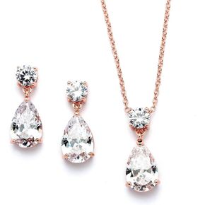 طقم قلادة وأقراط زفاف على شكل دمعة مطلية بالذهب الوردي عيار 14 قيراط من مارييل لحفلات الزفاف ووصيفات العروس والحفلات الراقصة in Kuwait