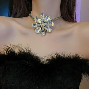 Round Snake Chain Necklace Big Silver Flower Pendant Necklace Chunky Choker Necklace Sparkle Rhinestone Necklace for Women Girls