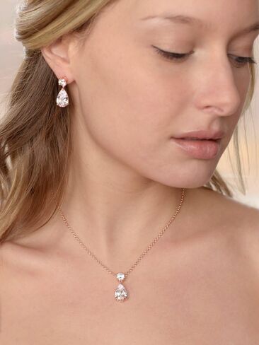 طقم قلادة وأقراط زفاف على شكل دمعة مطلية بالذهب الوردي عيار 14 قيراط من مارييل لحفلات الزفاف ووصيفات العروس والحفلات الراقصة in Kuwait