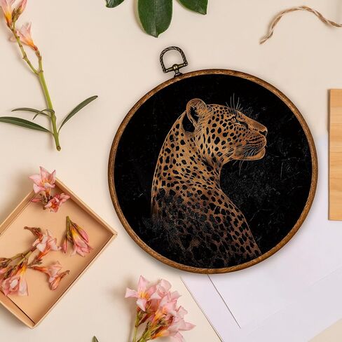 BCUANGD Cheetah Leopard Round Wall Art Decor - Trendy Preppy Animal Wall Art Canvas Frame Artwork Prints, Retro Maximalist Round Wall Hanging Decorations for Home Bedroom Apartment, 10"x10" in Saudi Arabia