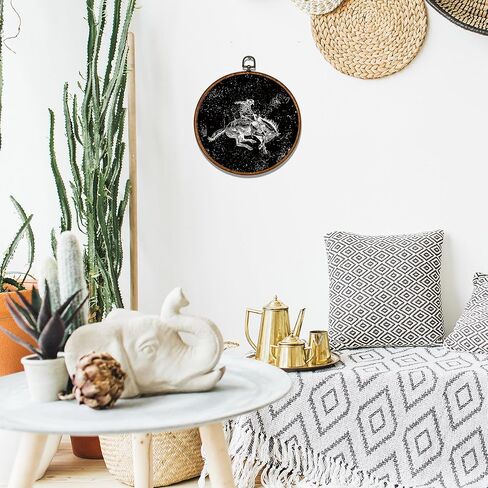 Bcuangd Cheetah Leopard Round Wall Art Decor - Trendy Preppy Animal Wall Art Canvas Proom Frame Prints ، Retro Maximalist Round Wall Decorations for Home Bedroom Apartment ، 10 "× 10" in Kuwait