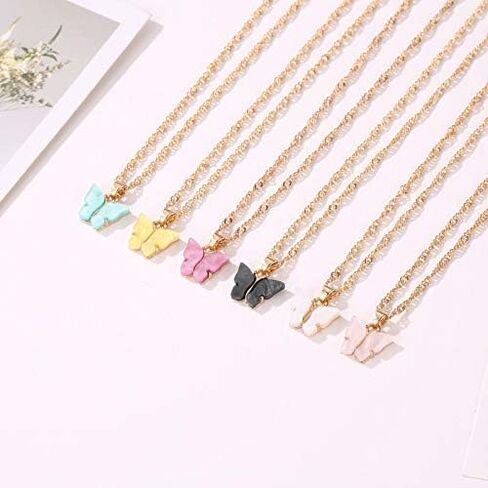 9 pcs Colorful Butterfly Pendant Necklace for Women Bohemian Acrylic Adjustable Retro Card Clavicle Chain Insect Animal Necklace Friend Friendship Party Jewelry Gift in Kuwait