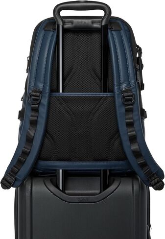 Tumi - حقيبة ظهر Alpha Bravo Navigation - حقيبة الظهر اليومية - تناسب ما يصل إلى 15 "كمبيوتر محمول - 16.0" × 14.0 "× 7.3" - قماش مغلف بالبحرية in Saudi Arabia