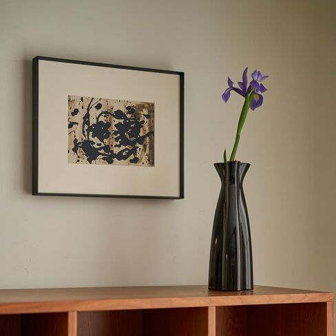 Wild Works Gilda Triangle Ceramic Vase ، المزهريات السوداء ، 10.6 '' HARD TALL HARTIQUE FLOWER ROOM in Saudi Arabia