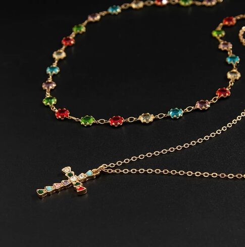 Gold Statement Necklaces for Women and Men – Vintage-Inspired Jewelry Featuring Chokers, Long Gold Layering Chains, Cross Pendants, Daisy Pearls, Floral Details, Colorful Gemstones & Rhinestones – Elegant Coquette, Y2K, Old Money & Unisex Aesthetic Fashio in Kuwait