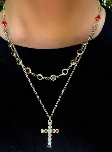 Gold Statement Necklaces for Women and Men – Vintage-Inspired Jewelry Featuring Chokers, Long Gold Layering Chains, Cross Pendants, Daisy Pearls, Floral Details, Colorful Gemstones & Rhinestones – Elegant Coquette, Y2K, Old Money & Unisex Aesthetic Fashio in Kuwait