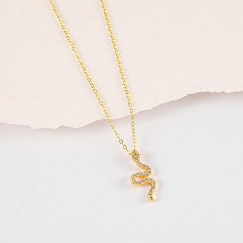 VRIUA Gold Necklace for Women – 14K Gold Plated Fish, Bee, Turtle, Cat, Sea Turtle, Snake, Dragon, Dragonfly, Elephant, Horse, Conch and Seahorse Pendant Necklace Trendy Jewelry in Kuwait