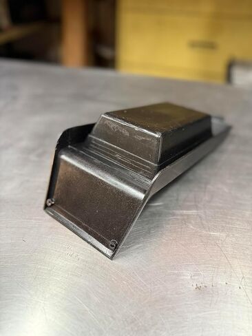 Generic Center Console Tray for Chevy El Camino, Malibu, Monte Carlo, 1978-1987 in Saudi Arabia
