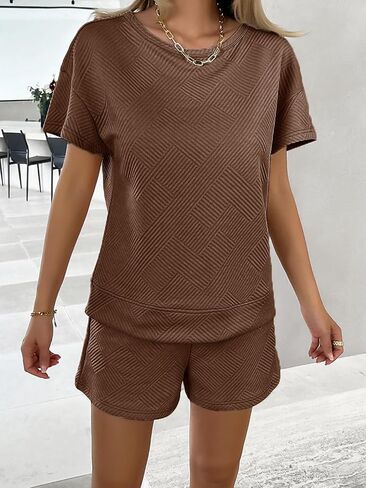 Women's Two-Piece Lounge Set Short Sleeved Top and Casual Pajamas Shorts Casual Sweatsuit Outfit with Pockets in Kuwait