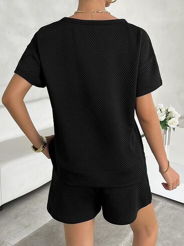 Women's Two-Piece Lounge Set Short Sleeved Top and Casual Pajamas Shorts Casual Sweatsuit Outfit with Pockets in Kuwait