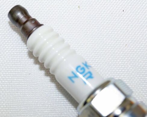 NGK Spark Plugs 3481 DCPR6E PLUP BX/10 in Kuwait